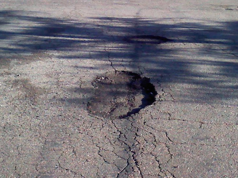 Pothole and Deterioration of the Pavement